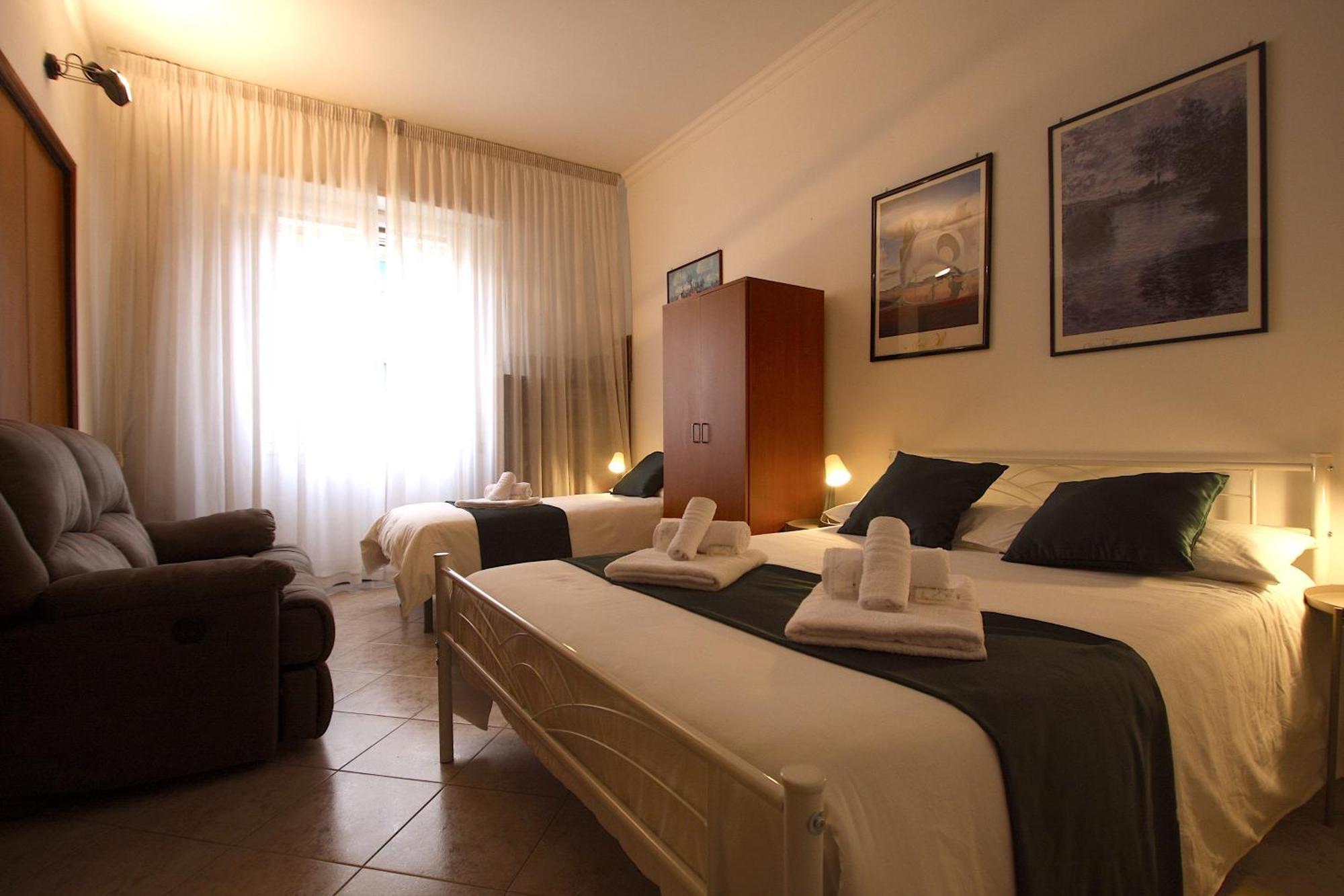 Enea Holiday House Apartment โรม ภายนอก รูปภาพ