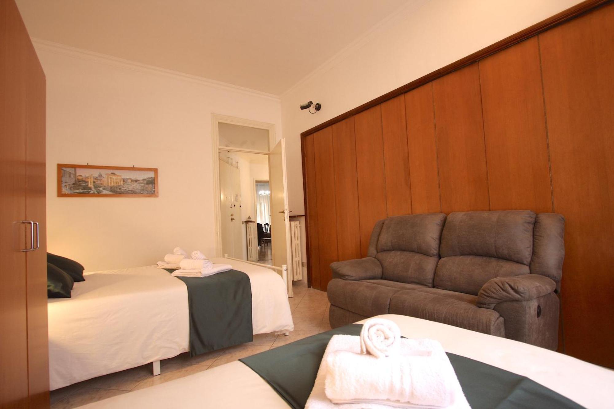 Enea Holiday House Apartment โรม ภายนอก รูปภาพ